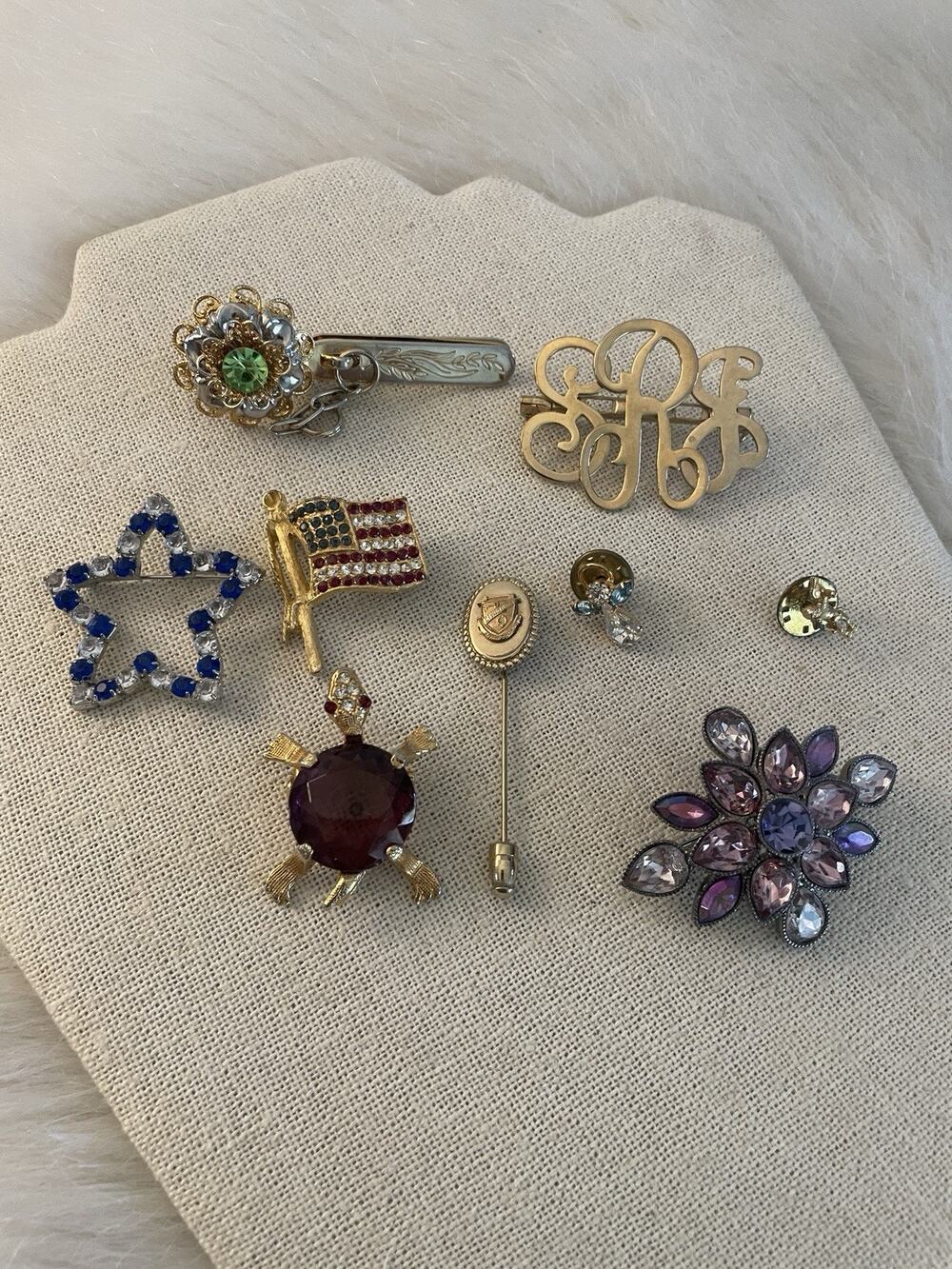 Vintage Brooch/pin Lot Rhinestones Costume Estate Lot Various 8 Pc